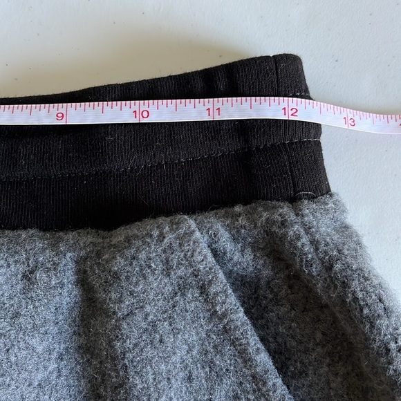 NWOT Feat Women's BlanketBlend Fuzzy Shorts Gray Black Waistband Drawstring XS - Picture 8 of 8